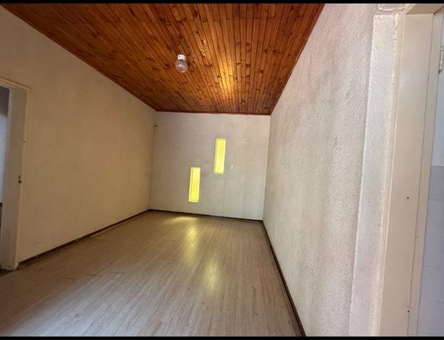 3 BEDROOM PROPERTY TO RENT IN FLORA GARDENS